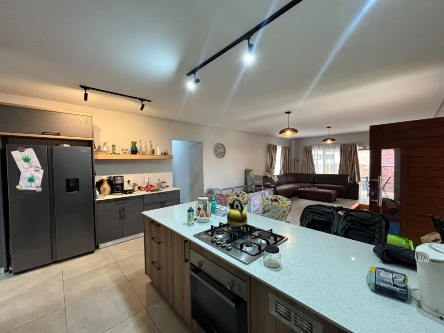 3 Bedroom Property for Sale in Baillie Park North West
